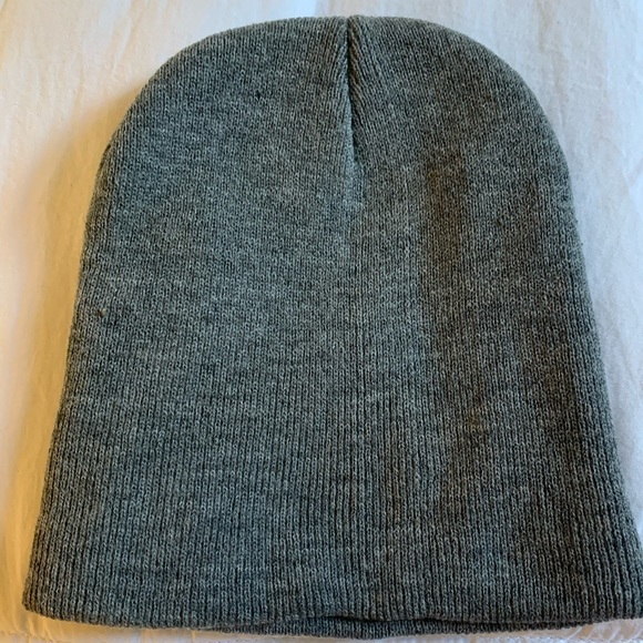 Grey beanie - Picture 2 of 2